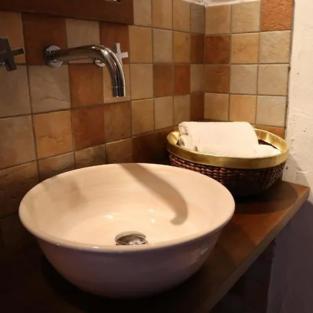 מלון Hammam Rooms, Cagliari, Senorbi, Sardegna Senorbi